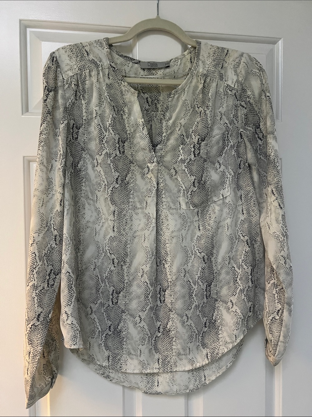 Dalia Neutral Snake-Print Long Sleeve Blouse - White & Gray